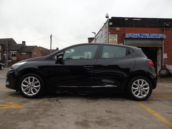 Used Renault Clio 2017 for sale - 74459125: Photo 8