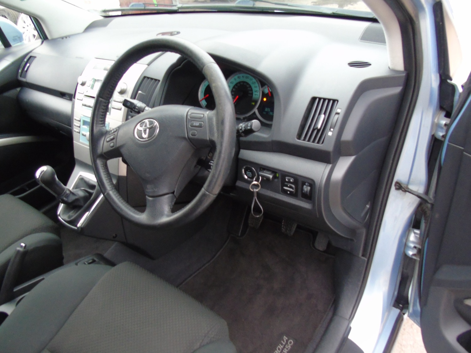 Used Toyota Corolla Verso 2005 for sale - 77804246: Photo 16