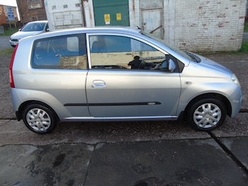 Used Daihatsu Charade 2005 for sale - 76847359: Photo