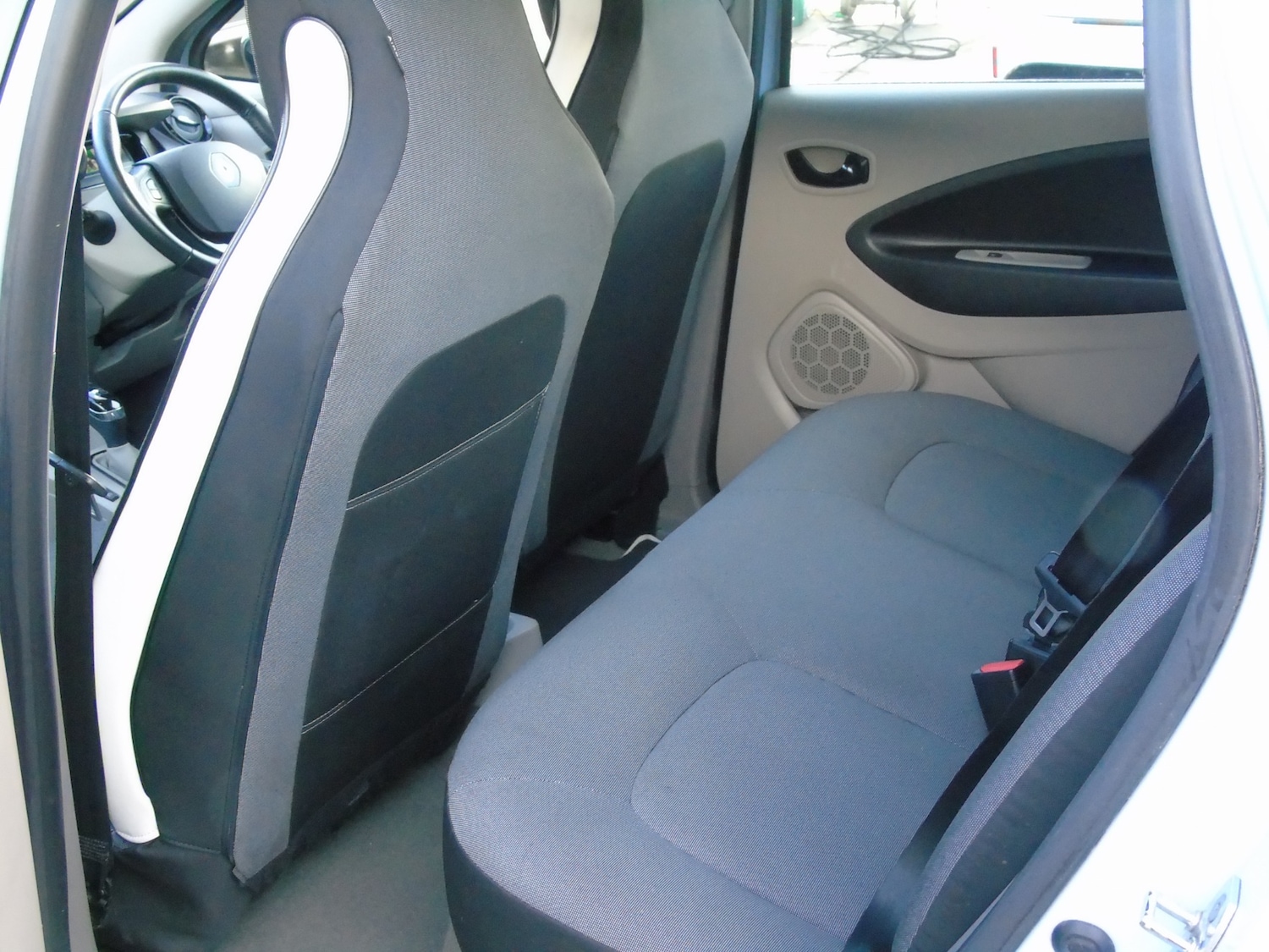 Used Renault Zoe 2015 for sale - 75381879: Photo 16