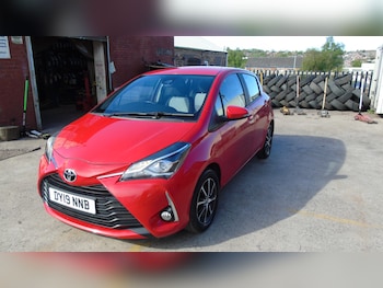 Used Toyota Yaris 2019 for sale - 78270346: Photo