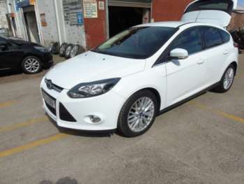 2013 (13) - FORD FOCUS 2013 1.0 EcoBoost Zetec 5dr