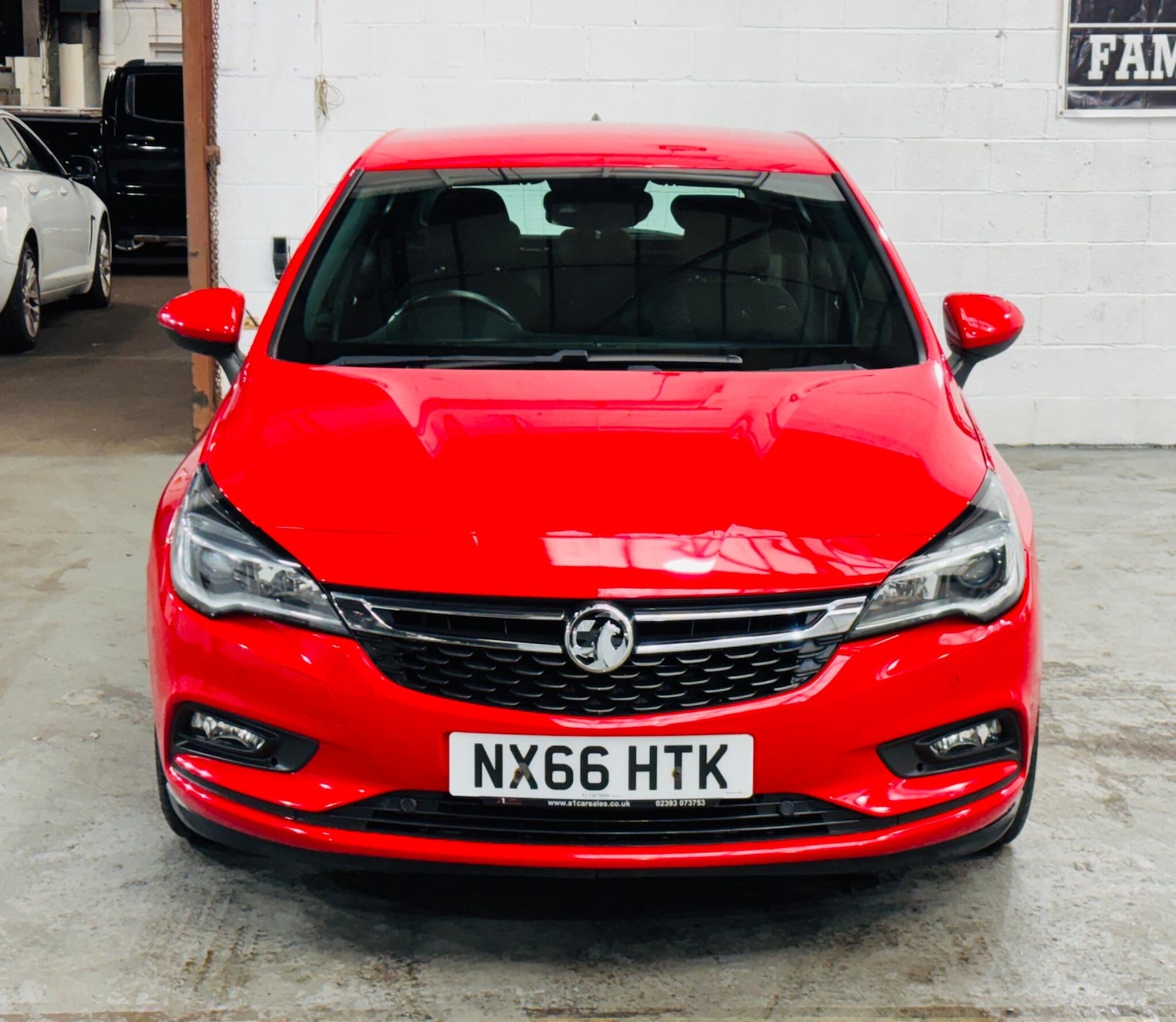 Used Vauxhall Astra 2016 for sale - 77658831: Photo 2