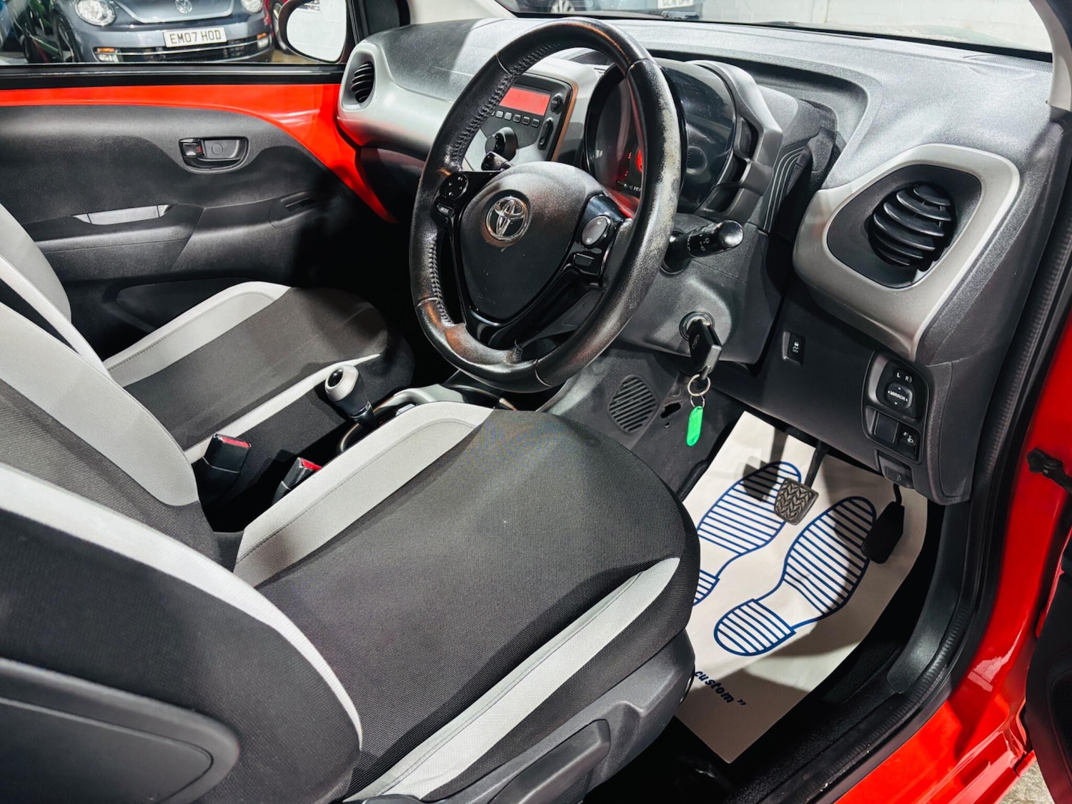 Used Toyota AYGO 2015 for sale - 77291743: Photo 10