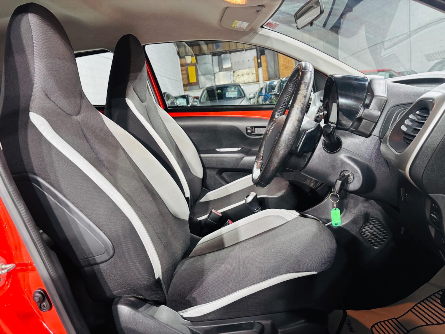 Used Toyota AYGO 2015 for sale - 77291743: Photo 13