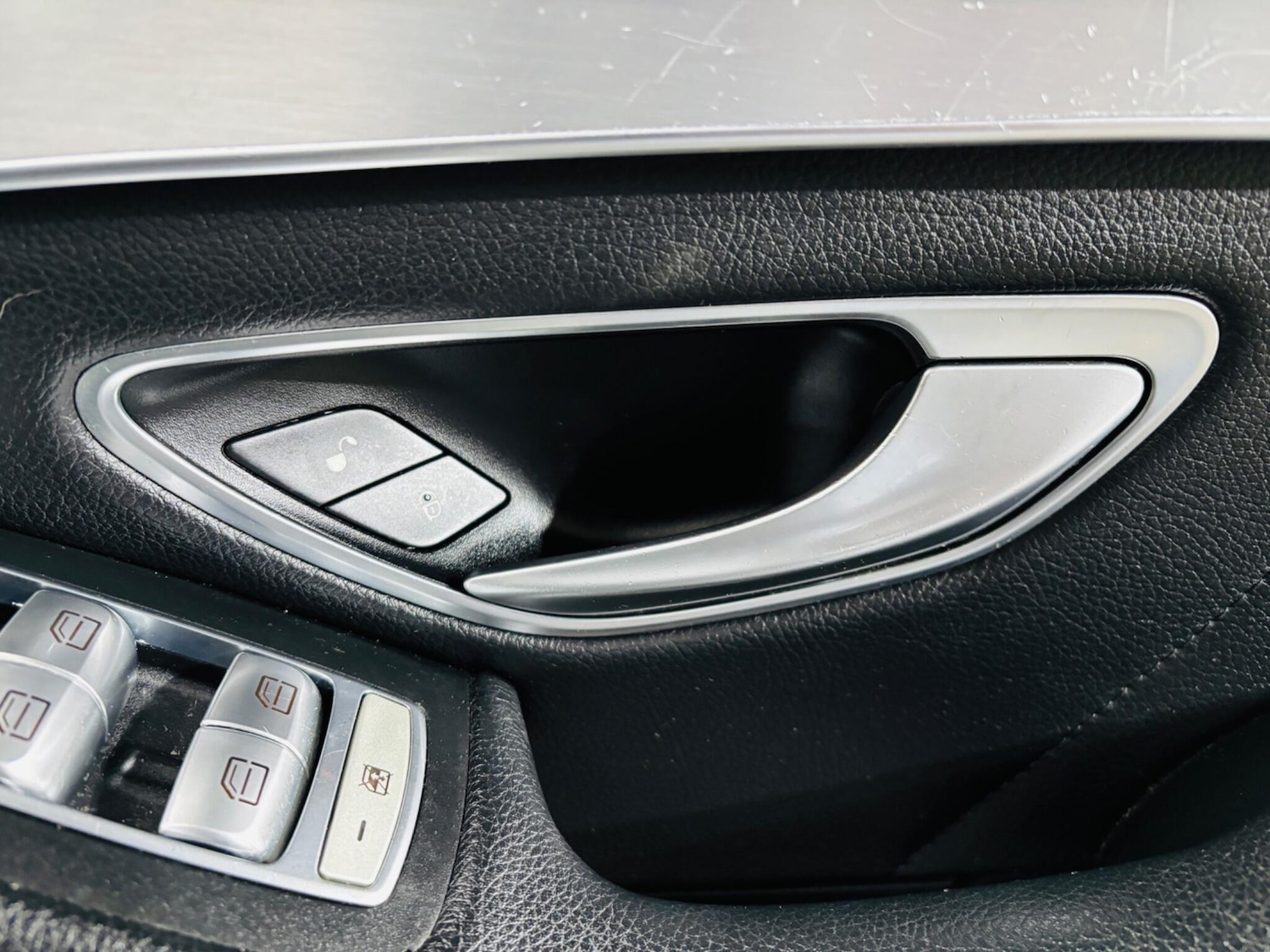 Used Mercedes-Benz C Class 2015 for sale - 77695395: Photo 18