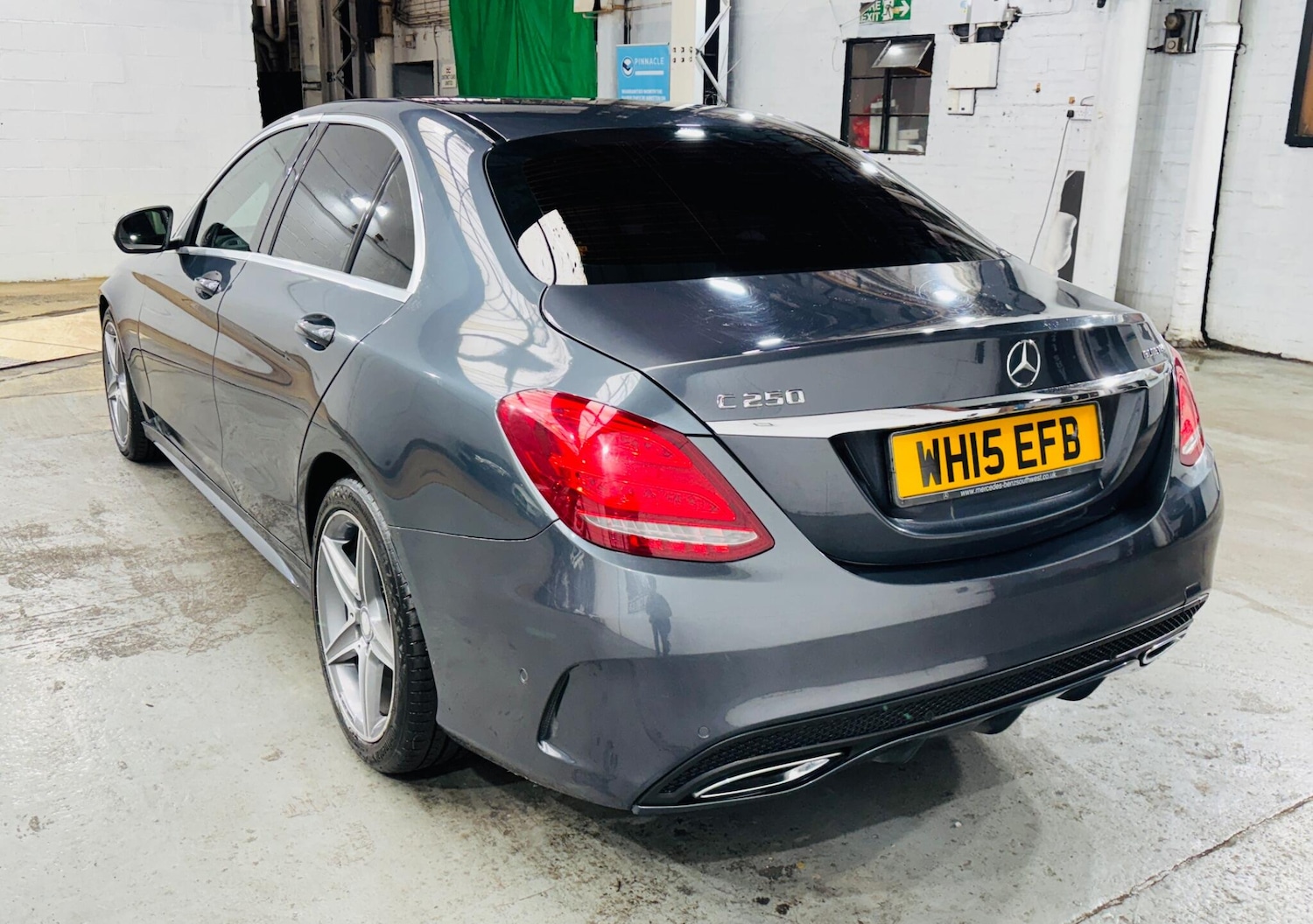 Used Mercedes-Benz C Class 2015 for sale - 77695395: Photo 7