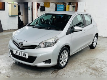 Used Toyota Yaris 2012 for sale - 78891889: Photo