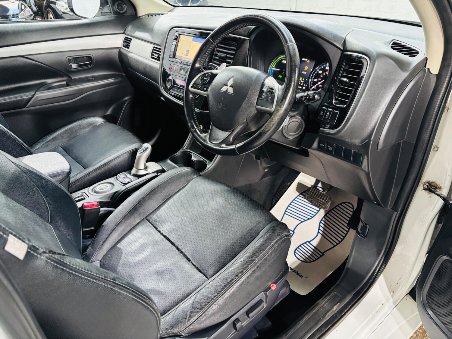 Used Mitsubishi Outlander 2015 for sale - 77524494: Photo 10