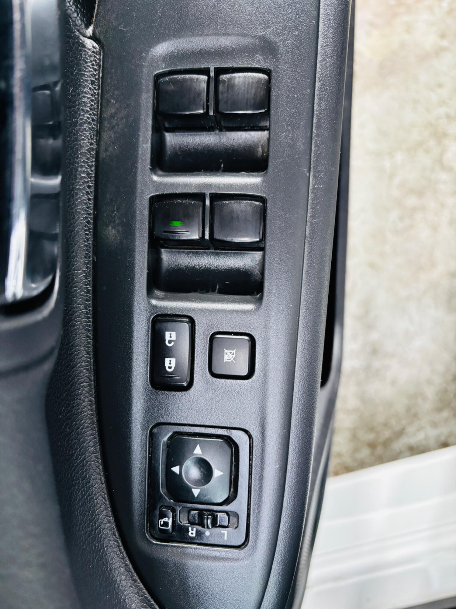 Used Mitsubishi Outlander 2015 for sale - 77524494: Photo 17