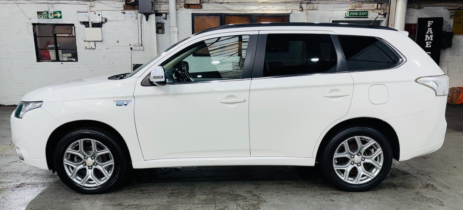 Used Mitsubishi Outlander 2015 for sale - 77524494: Photo 9