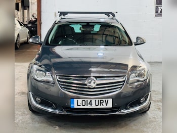 Used Vauxhall Insignia 2014 for sale - 76085458: Photo 2