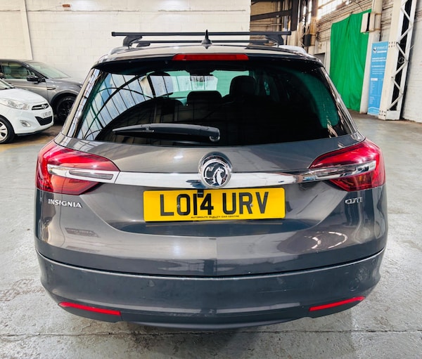 Used Vauxhall Insignia 2014 for sale - 76085458: Photo 6