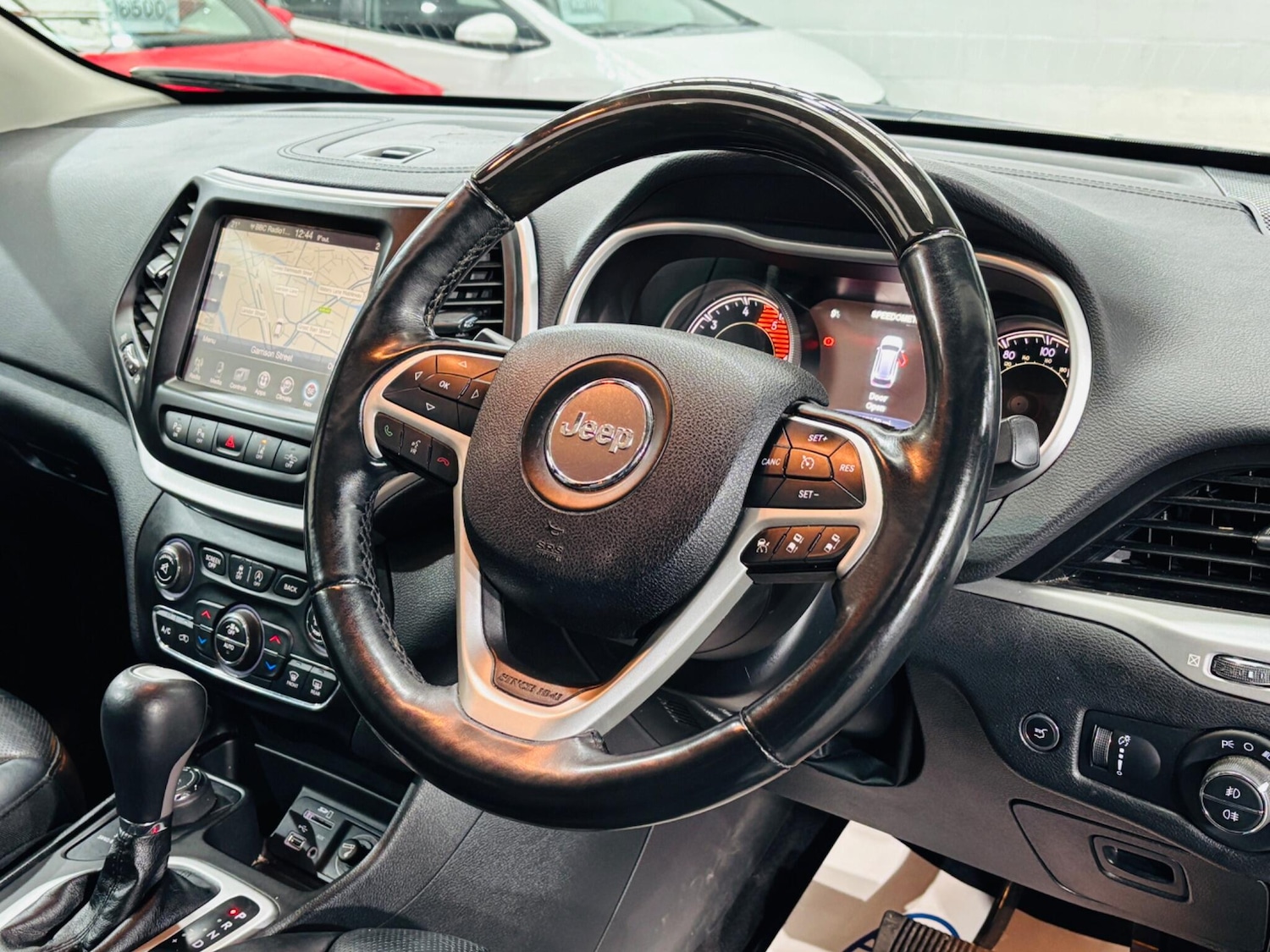 Used Jeep Cherokee 2016 for sale - 76377689: Photo 11