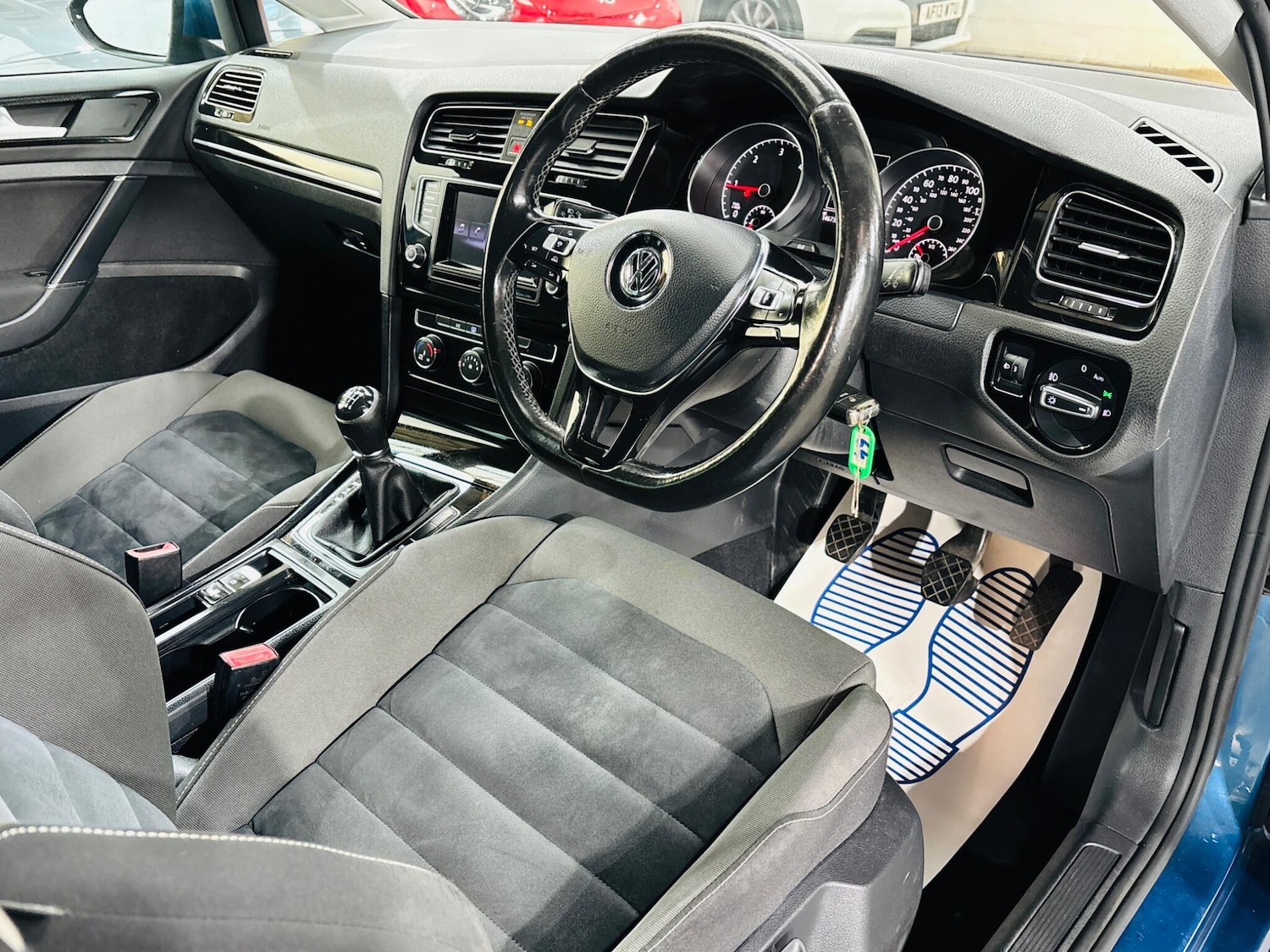 Used Volkswagen Golf 2014 for sale - 76995843: Photo 10