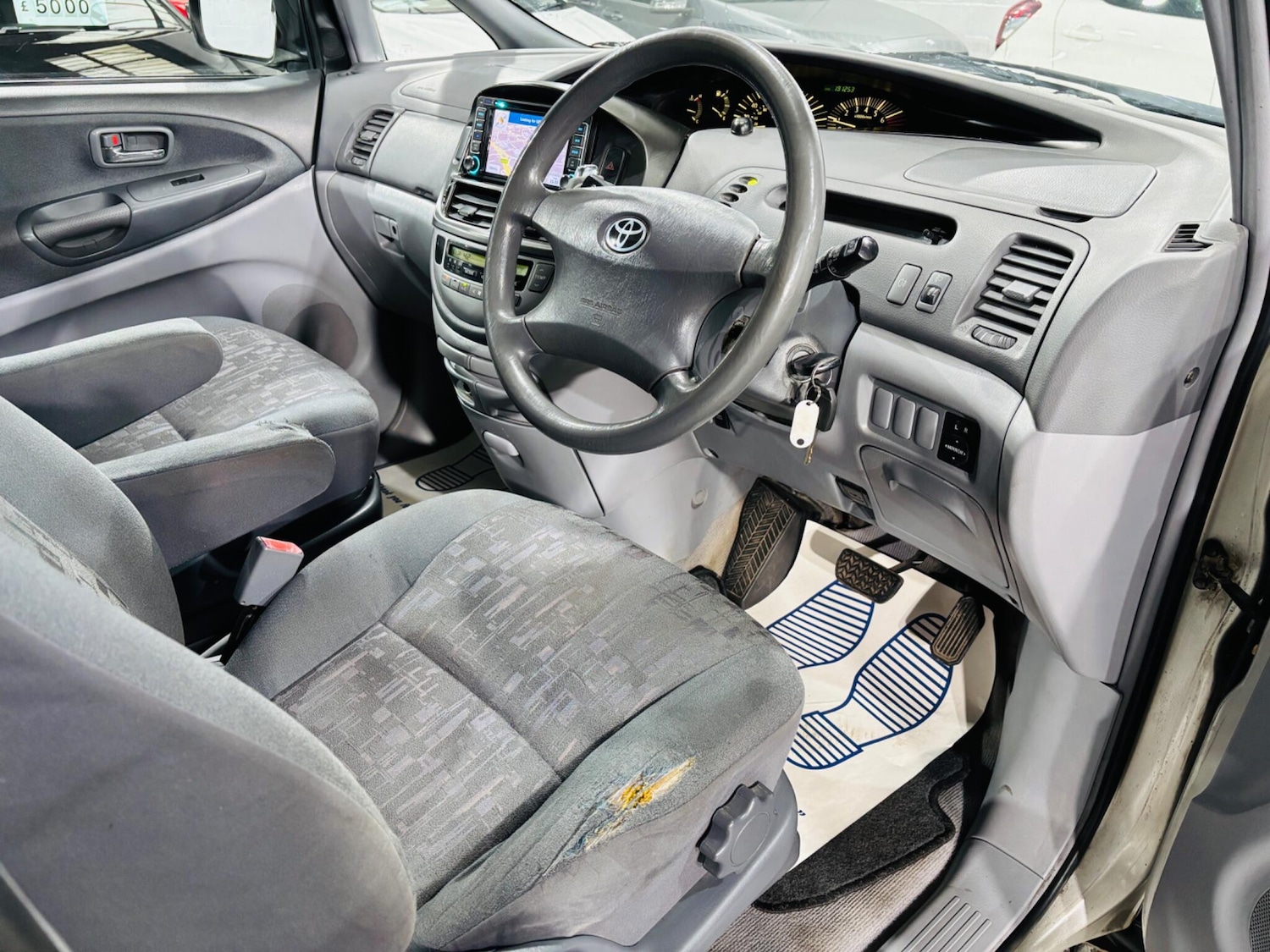 Used Toyota Previa for sale - 77017119: Photo 10