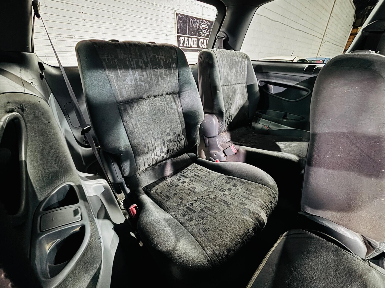 Used Toyota Previa for sale - 77017119: Photo 17