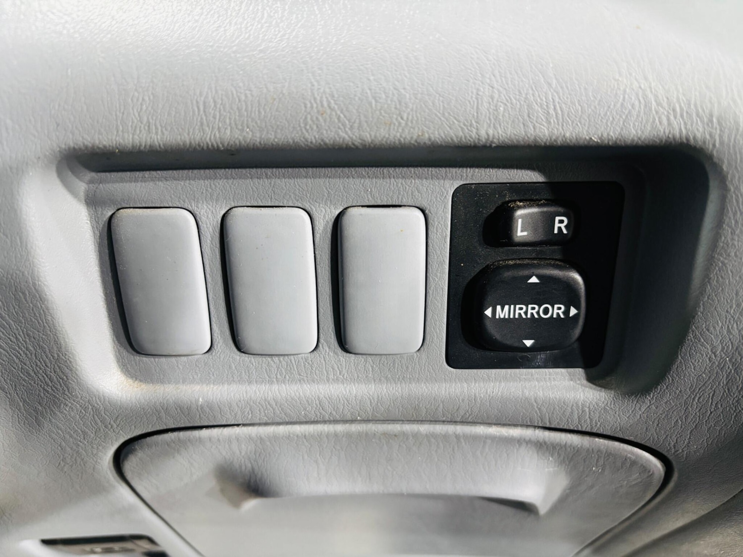 Used Toyota Previa for sale - 77017119: Photo 19