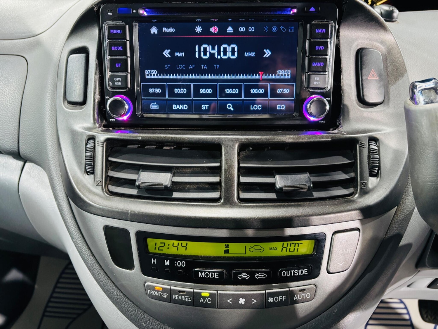 Used Toyota Previa for sale - 77017119: Photo 24