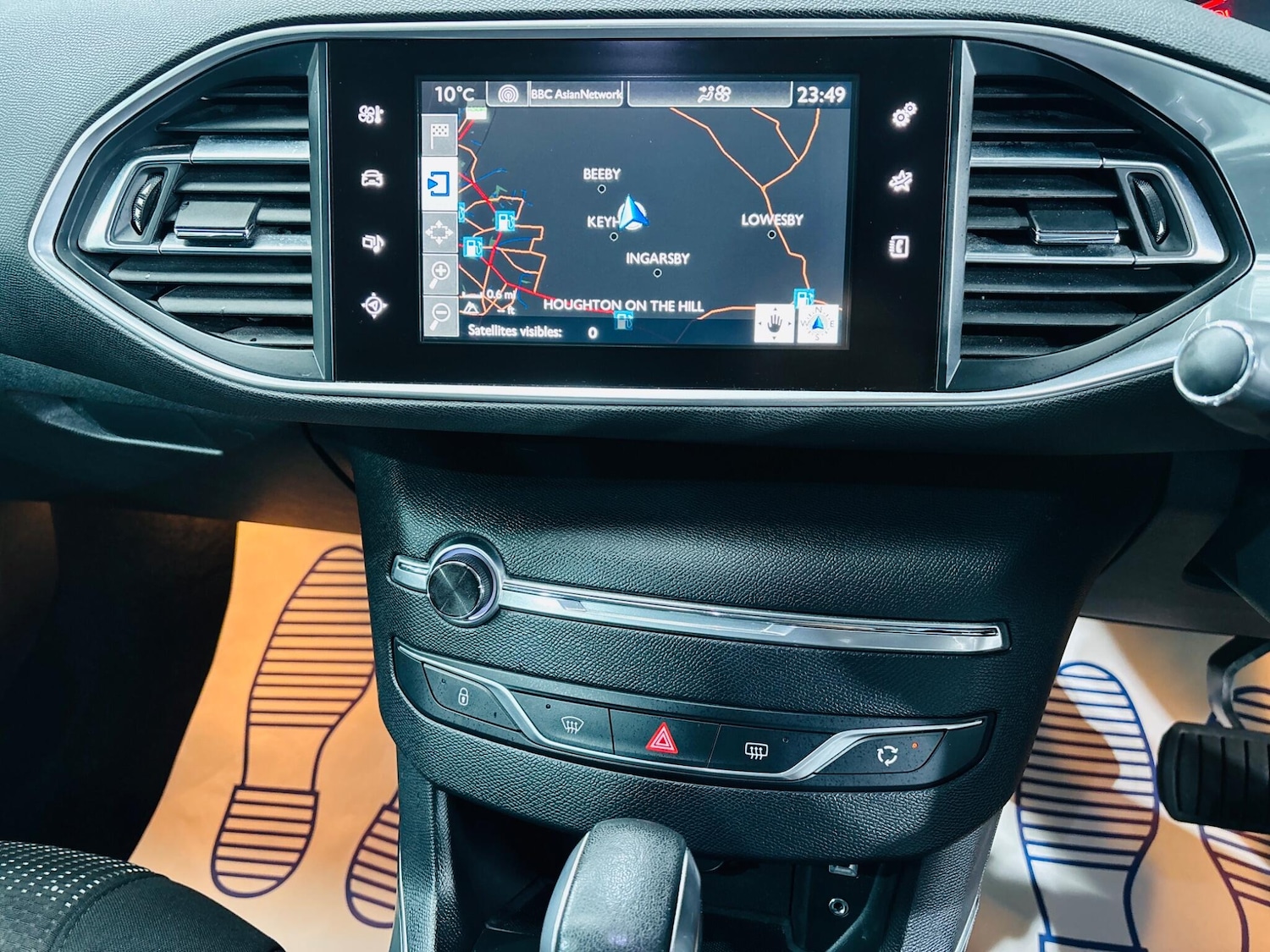 Used Peugeot 308 2015 for sale - 76409353: Photo 21