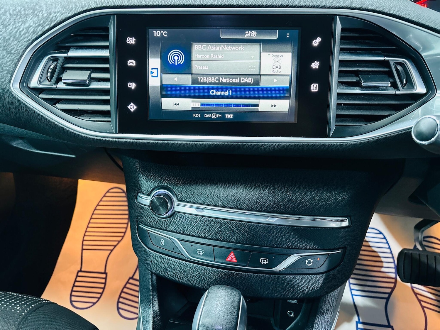 Used Peugeot 308 2015 for sale - 76409353: Photo 24