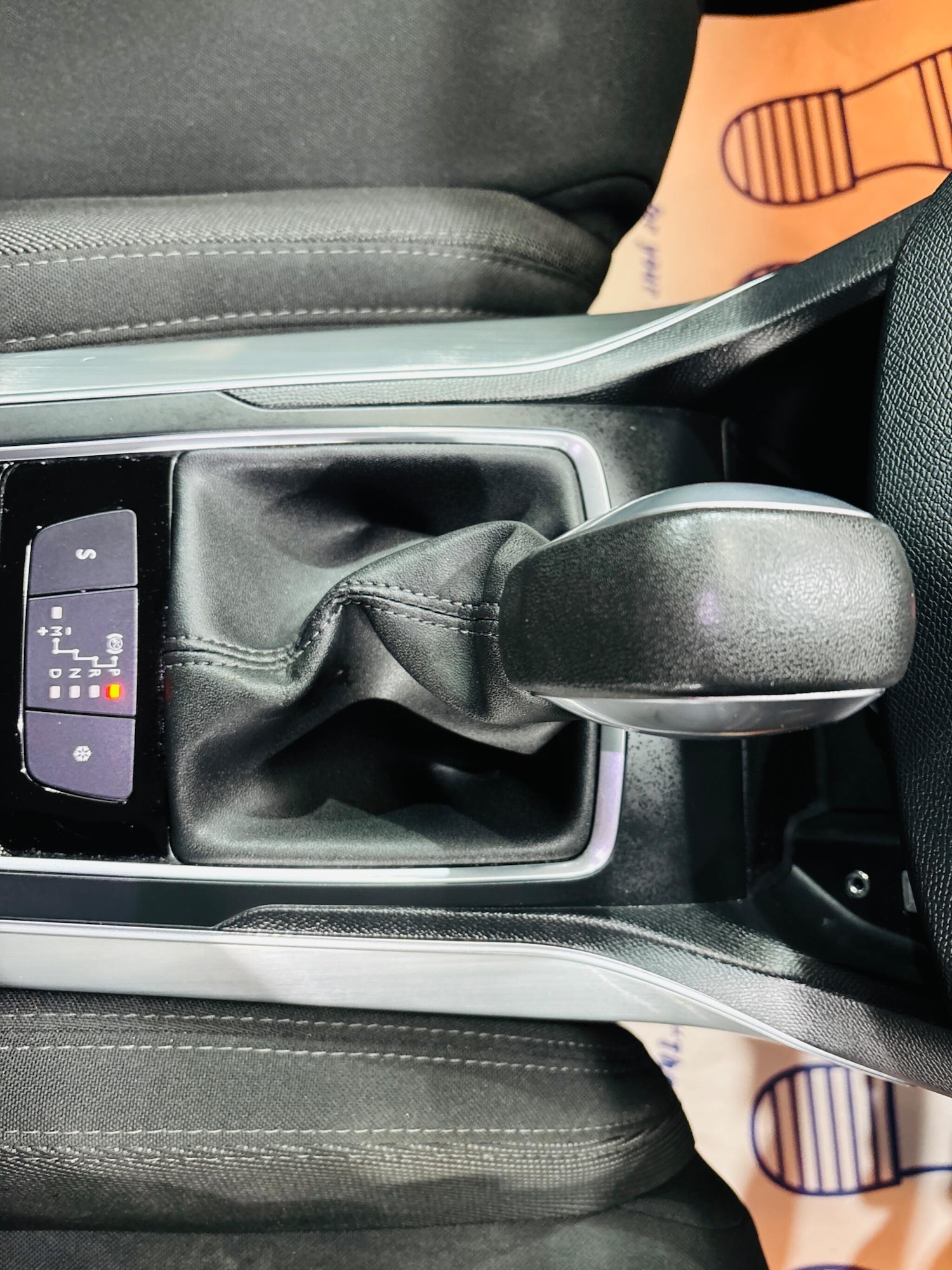 Used Peugeot 308 2015 for sale - 76409353: Photo 30