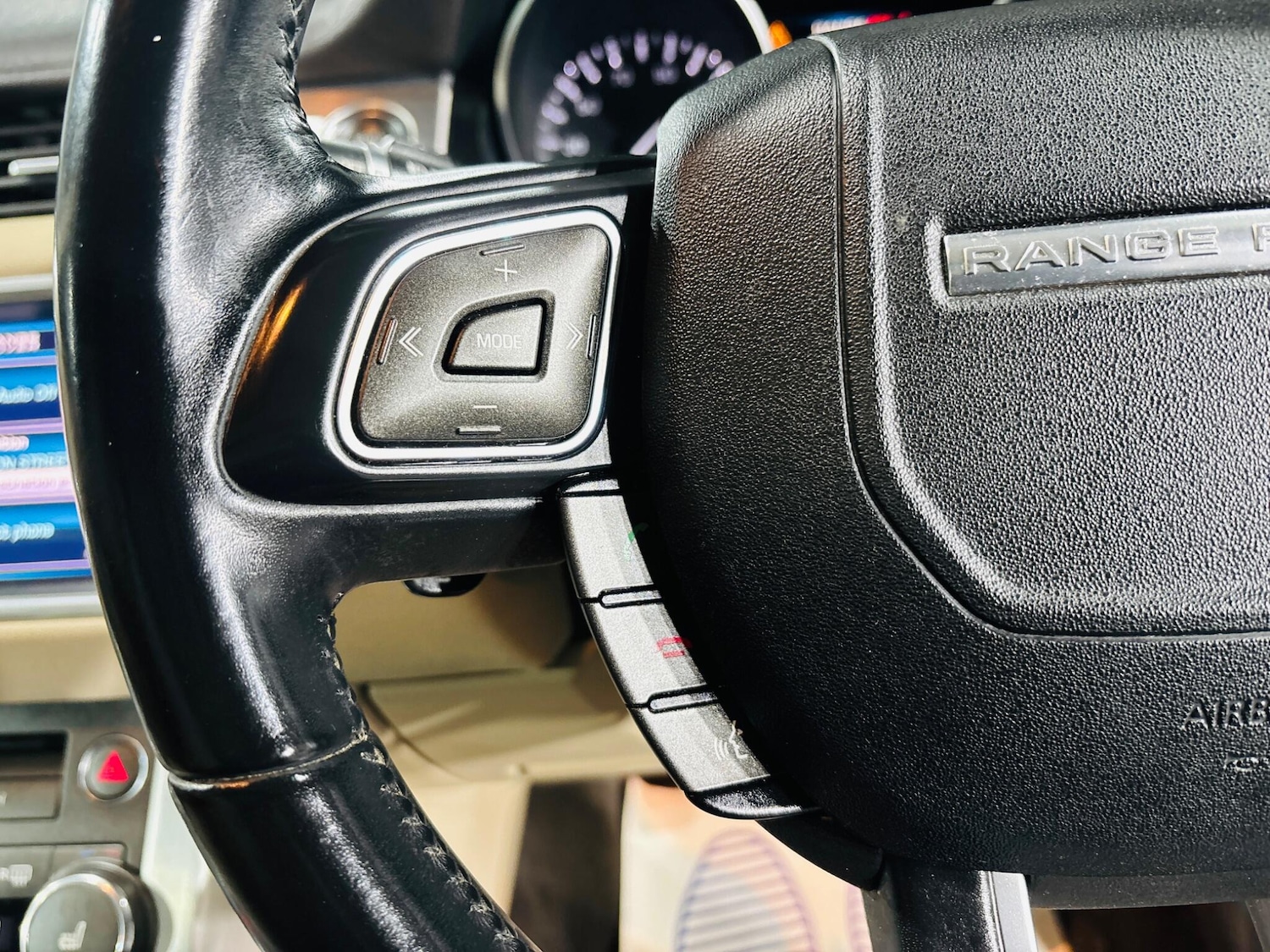 Used Land Rover Range Rover Evoque 2013 for sale - 76926859: Photo 25