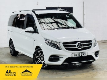Used Mercedes-Benz V-Class 2016 for sale - 77738047: Photo