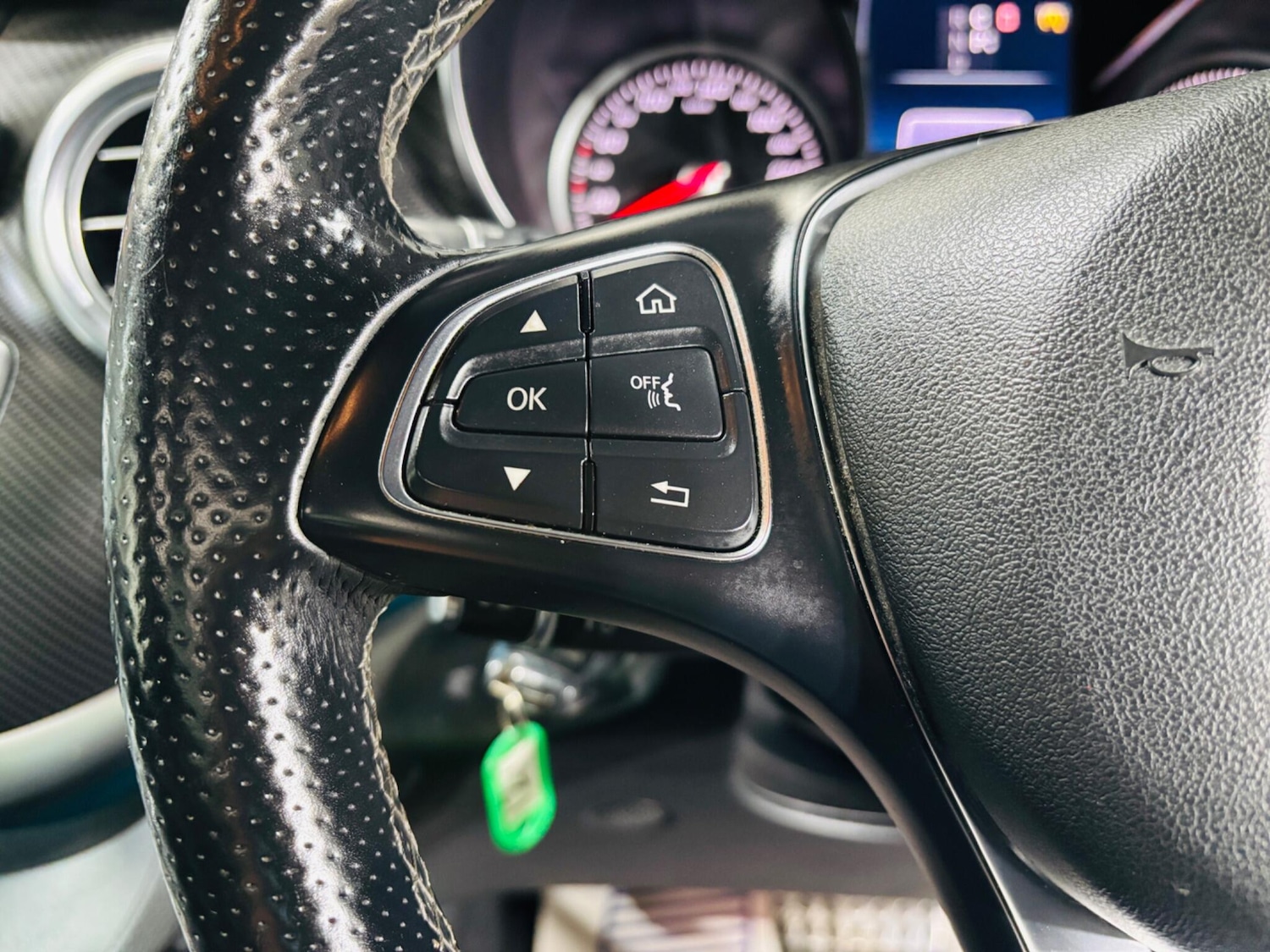 Used Mercedes-Benz V-Class for sale - 77738047: Photo 23