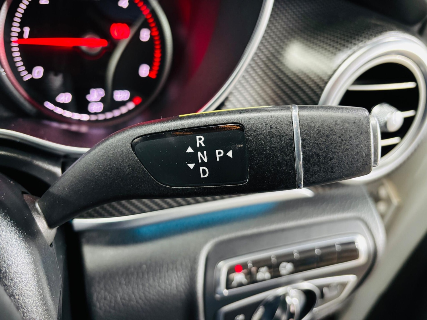 Used Mercedes-Benz V-Class for sale - 77738047: Photo 24