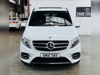 Used Mercedes-Benz V-Class 2016 for sale - 77738047: Photo