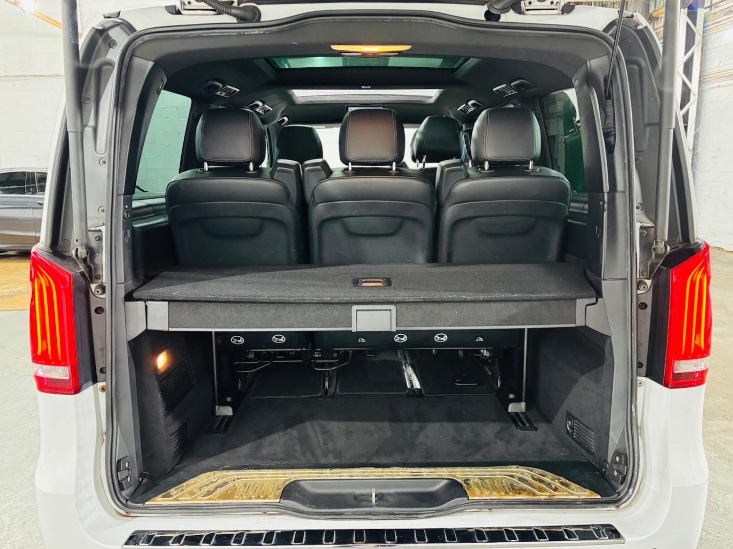 Used Mercedes-Benz V-Class for sale - 77738047: Photo 32