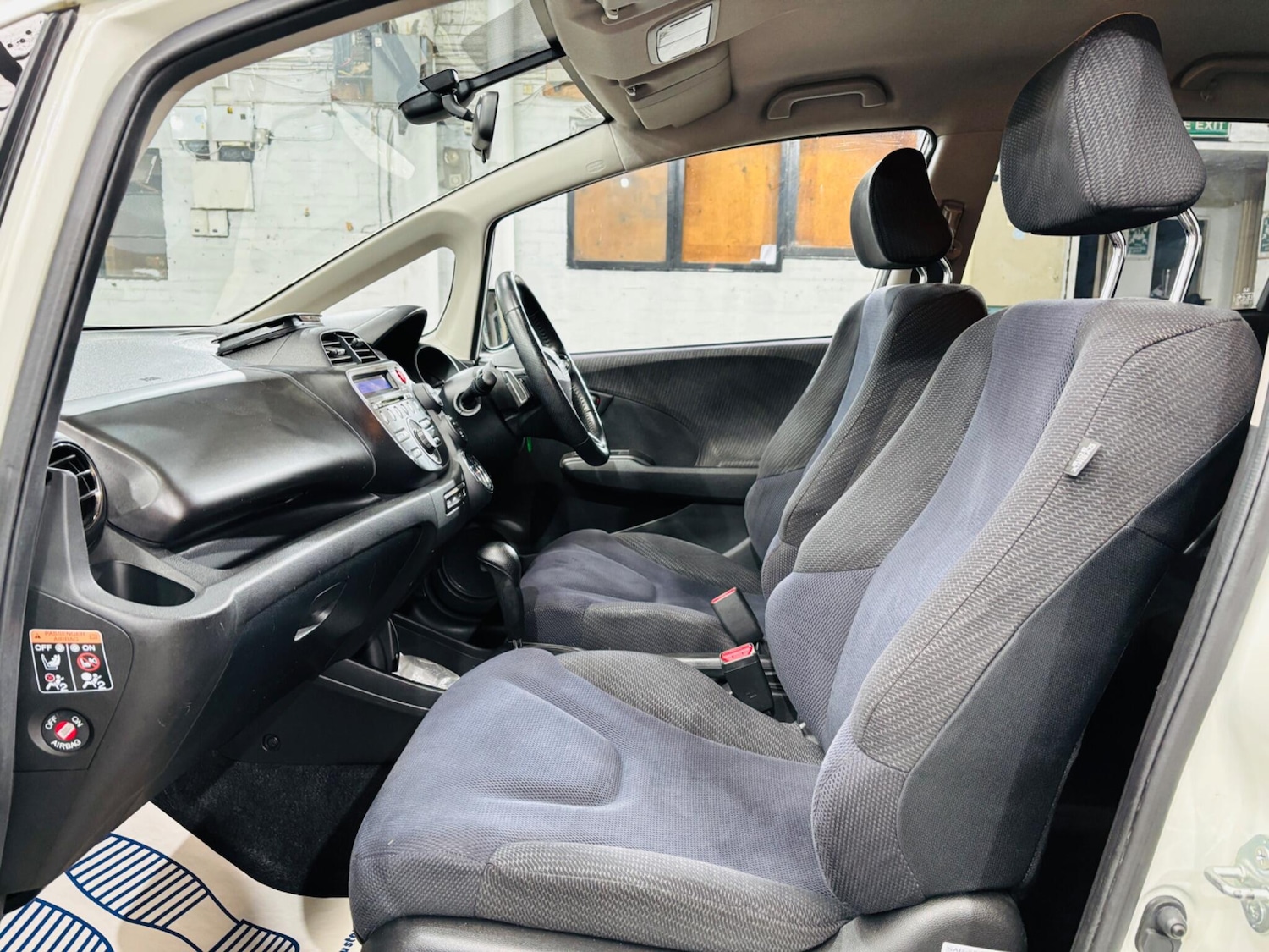 Used Honda Jazz 2012 for sale - 76423899: Photo 15