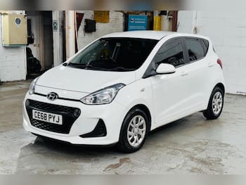 Used Hyundai i10 2018 for sale - 79532485: Photo