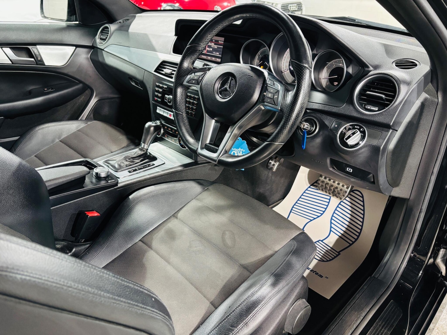 Used Mercedes-Benz C Class 2012 for sale - 76522488: Photo 10