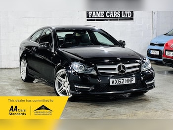 Used Mercedes-Benz C Class 2012 for sale - 76522488: Photo