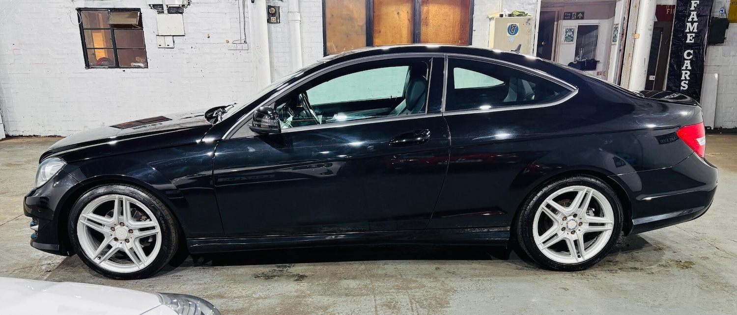 Used Mercedes-Benz C Class 2012 for sale - 76522488: Photo 9