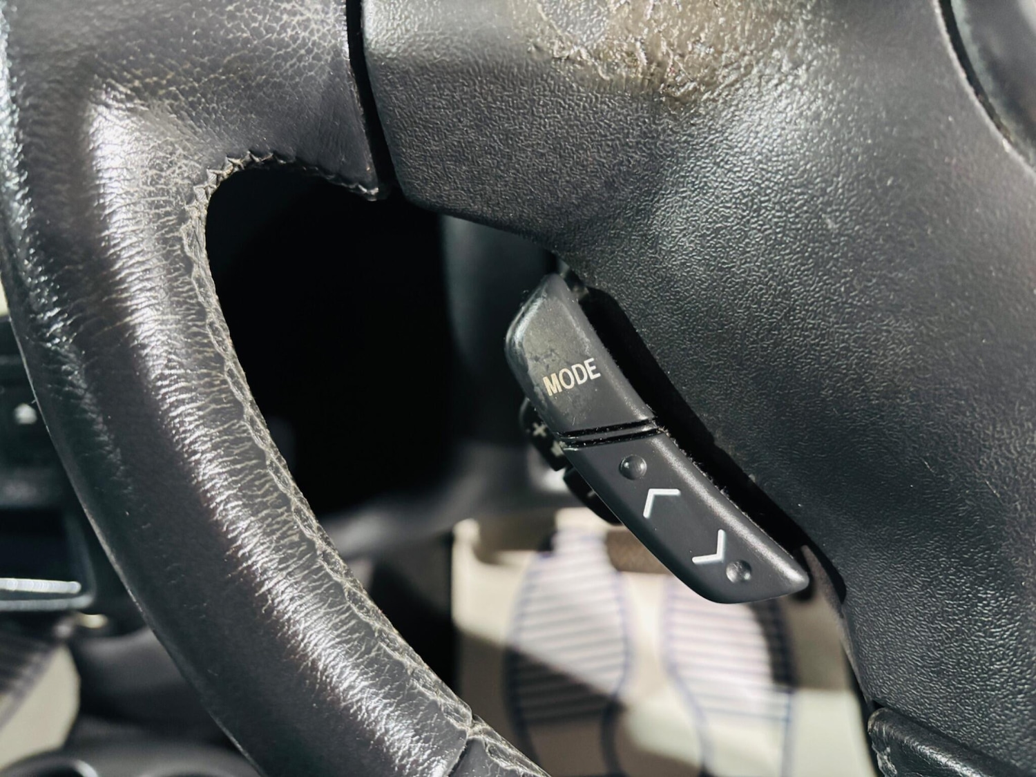 Used Toyota Yaris 2004 for sale - 76700619: Photo 20