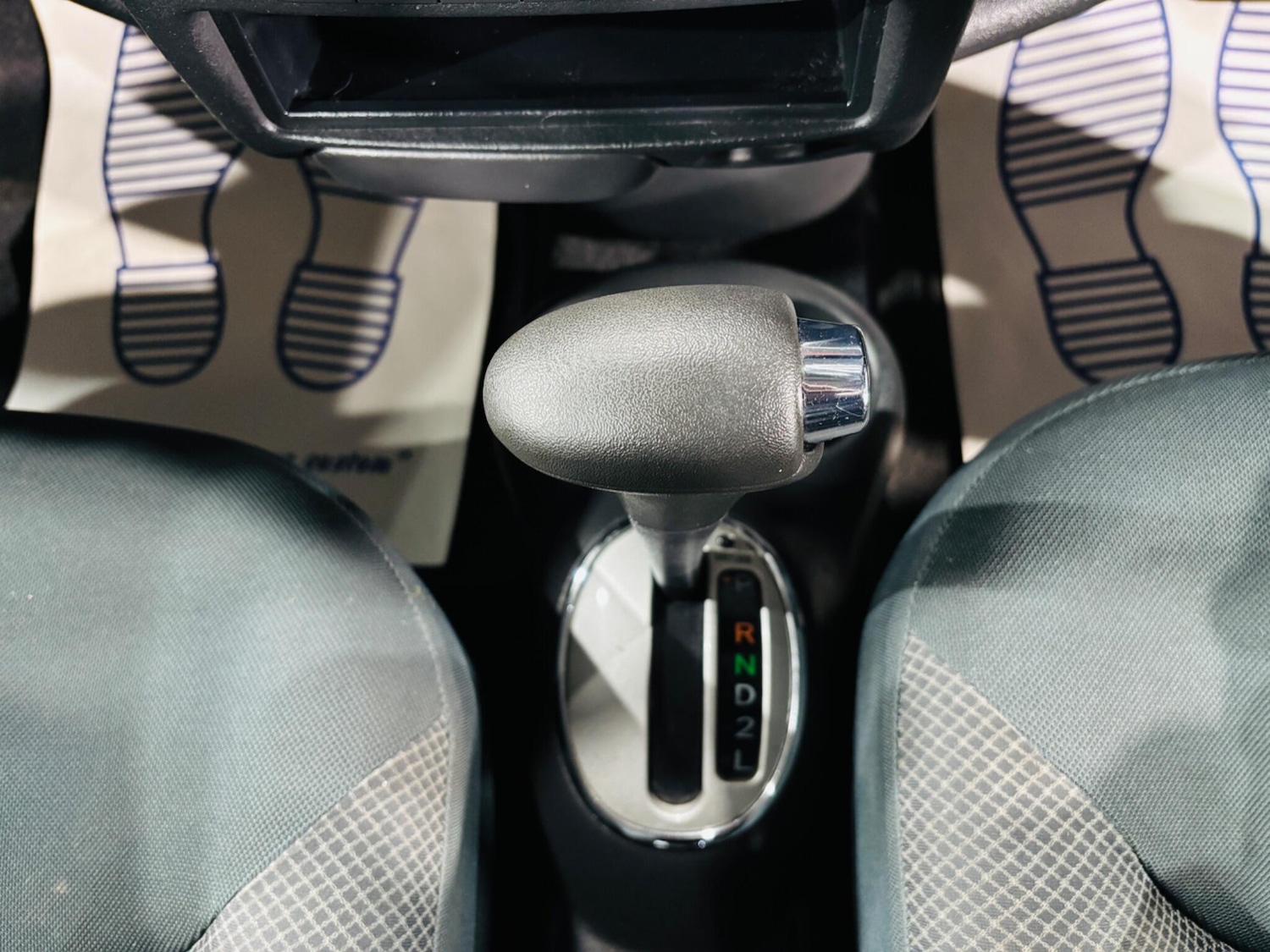 Used Toyota Yaris 2004 for sale - 76700619: Photo 22