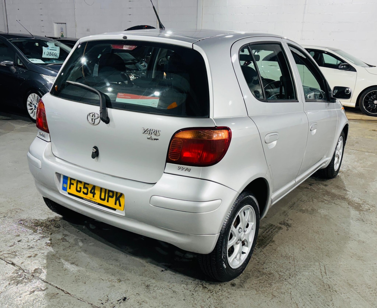 Used Toyota Yaris 2004 for sale - 76700619: Photo 5