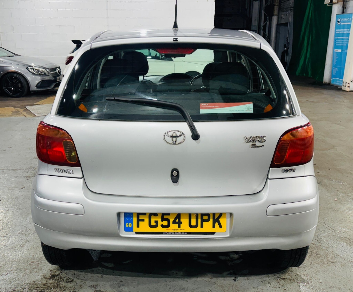 Used Toyota Yaris 2004 for sale - 76700619: Photo 6