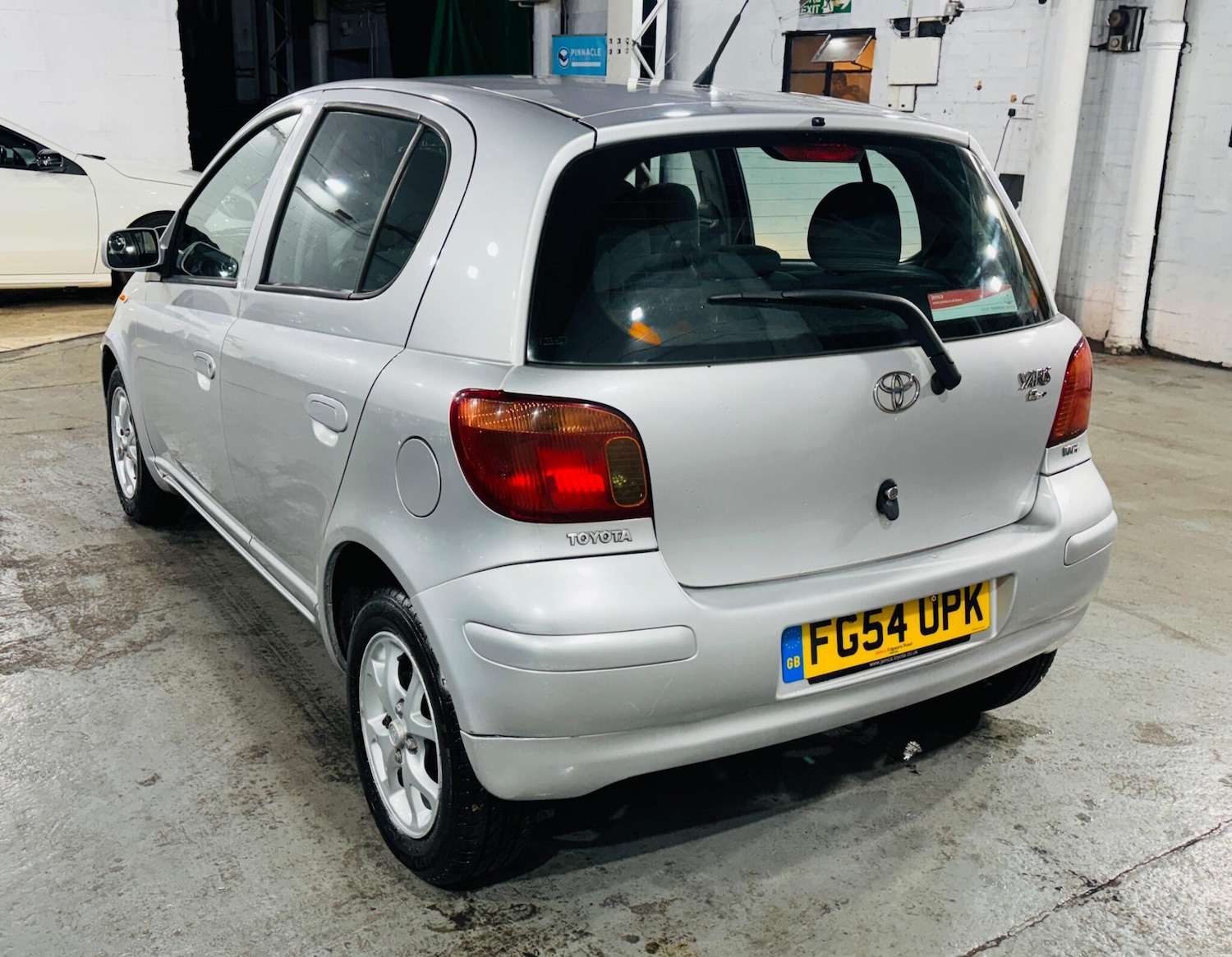 Used Toyota Yaris 2004 for sale - 76700619: Photo 7