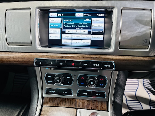 Used Jaguar XF 2013 for sale - 76315016: Photo 24