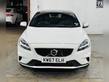 Used Volvo V40 2017 for sale - 78260743: Photo