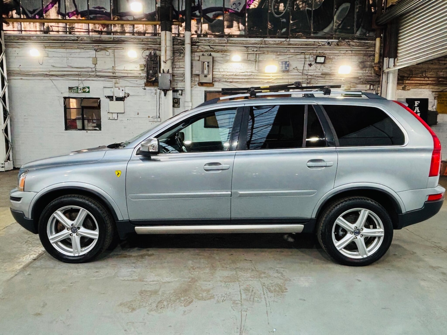 Used Volvo XC90 2009 for sale - 78072960: Photo 9