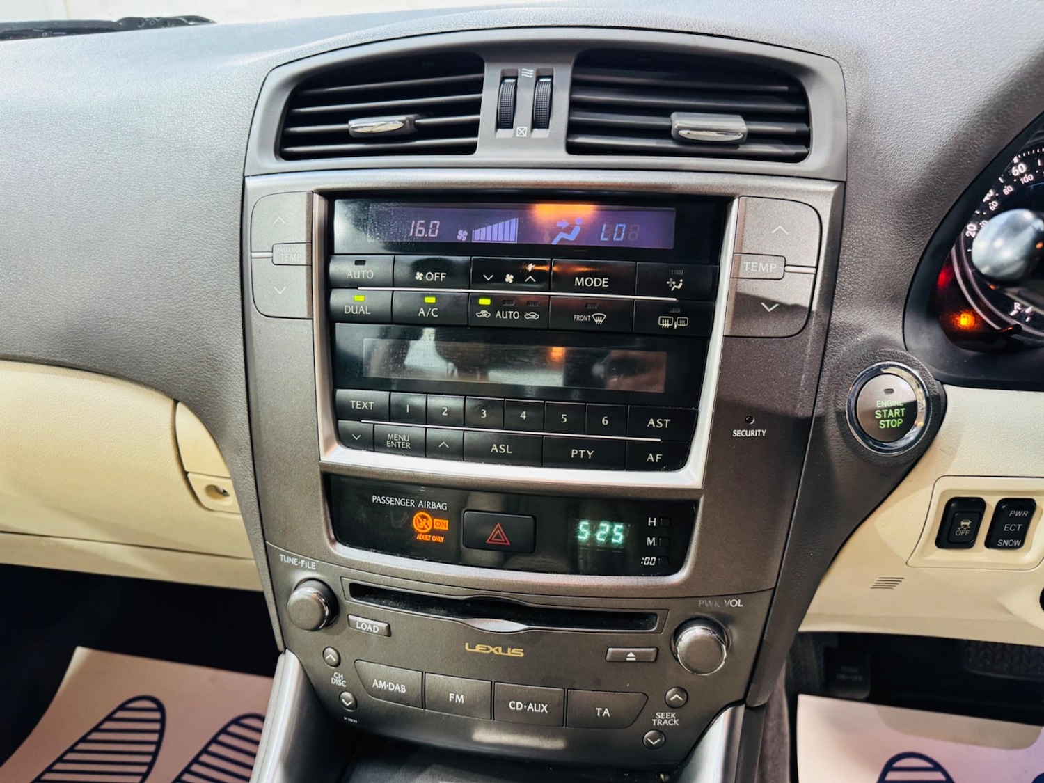 Used Lexus IS 2009 for sale - 76228009: Photo 17