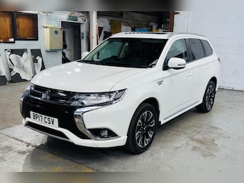 Used Mitsubishi Outlander 2017 for sale - 79144986: Photo