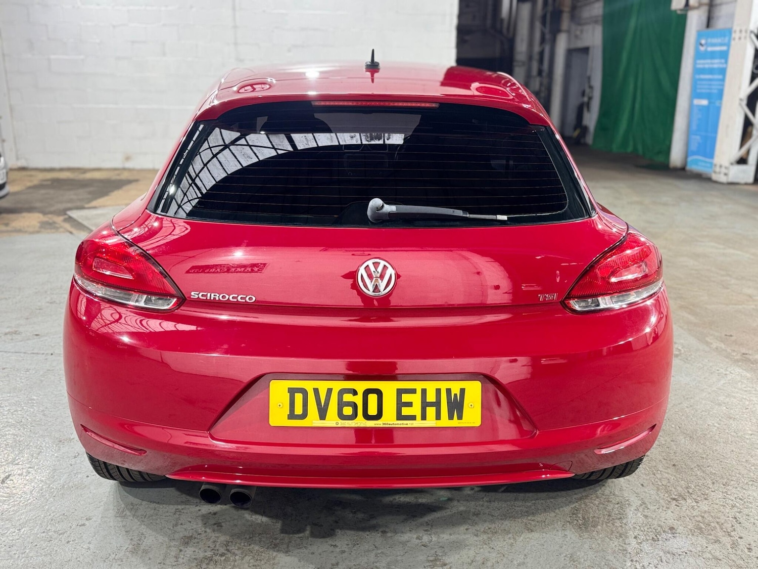 Used Volkswagen Scirocco 2010 for sale - 77330531: Photo 6