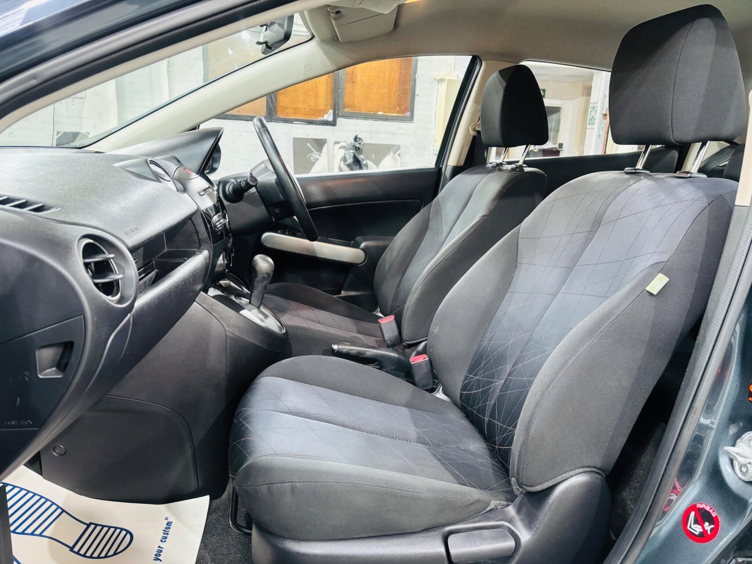 Used Mazda Mazda2 2011 for sale - 77351361: Photo 15