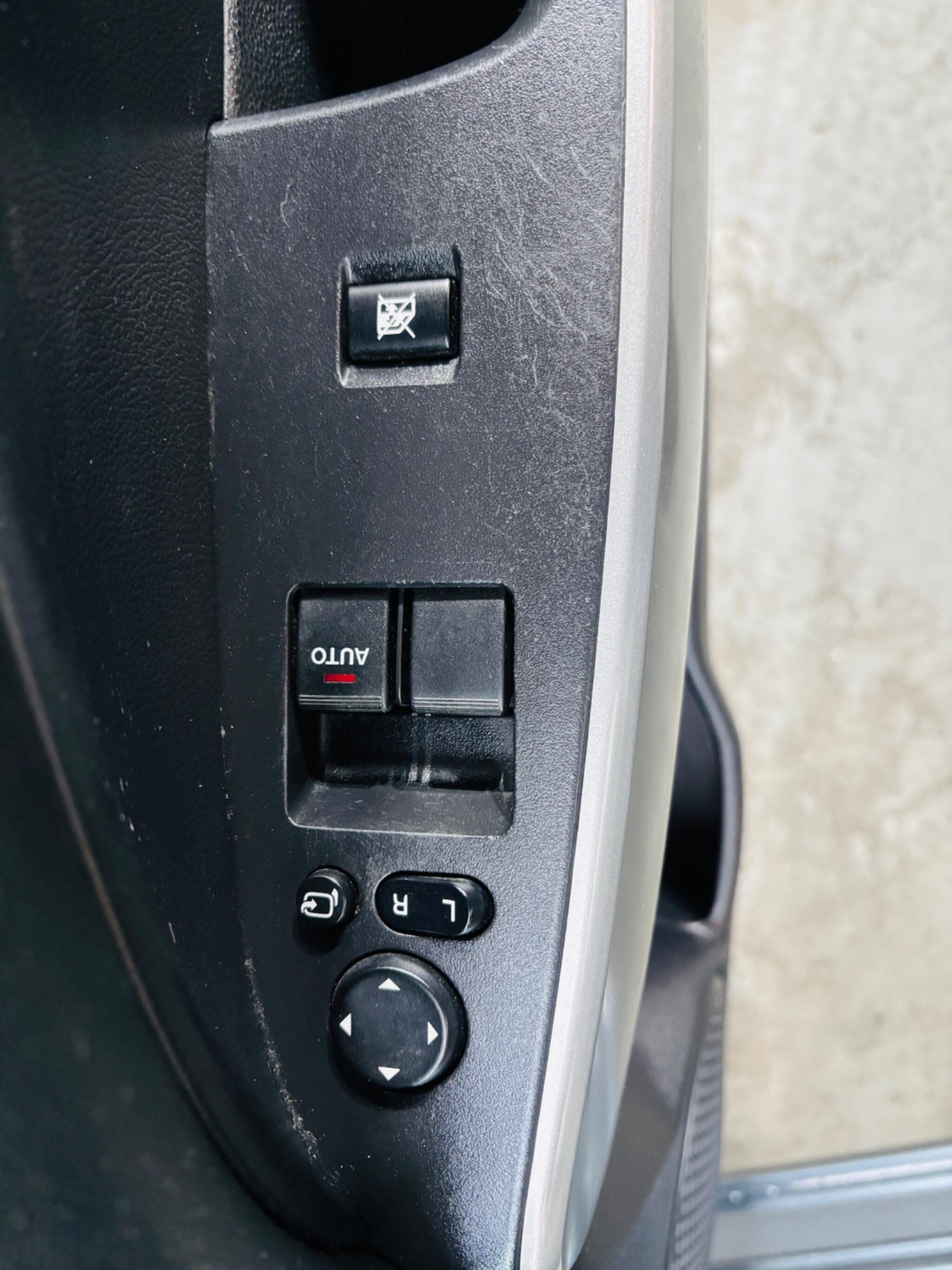 Used Mazda Mazda2 2011 for sale - 77351361: Photo 17